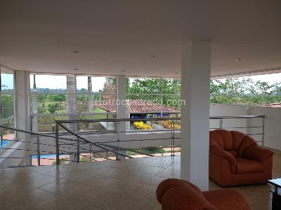 Casa de 5 alcobas en venta en Condominio, Villavicencio · foto 3 de 18
