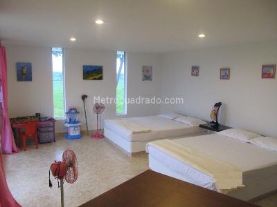 Casa de 5 alcobas en venta en Condominio, Villavicencio · foto 7 de 18