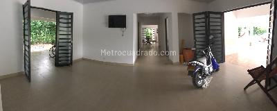 Casa de 4 alcobas en venta en Vereda Bella Suiza El Laurel, Villavicencio, 415 m² · foto 9 de 16