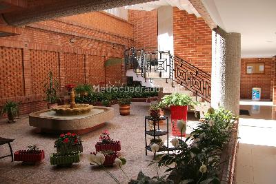 Apartamento de 3 alcobas en venta en Bella Suiza Country, Bogotá, 109 m² · foto 2 de 20