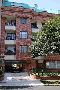 $900.000.000 en Bella Suiza Country