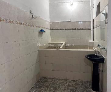 Casa de 3 alcobas en venta en Barrio La Serrania, Villavicencio, 144 m² · foto 8 de 9