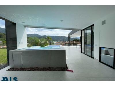 Casa de 4 alcobas en venta en Aburra Sur, Envigado, 598 m² · foto 8 de 20