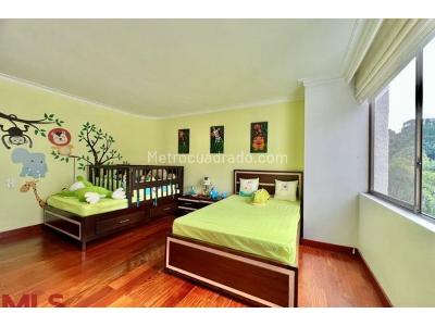 Apartamento de 4 alcobas en venta en Los Balsos N 1, Medellín, 458 m² · foto 12 de 20