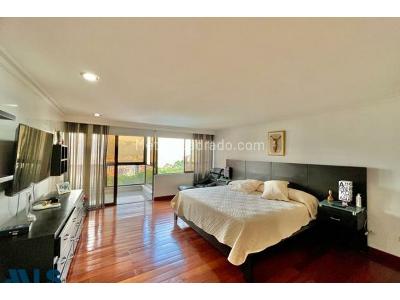 Apartamento de 4 alcobas en venta en Los Balsos N 1, Medellín, 458 m² · foto 15 de 20