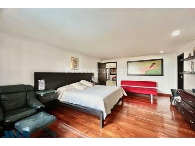 Apartamento de 4 alcobas en venta en Los Balsos N 1, Medellín, 458 m² · foto 3 de 20