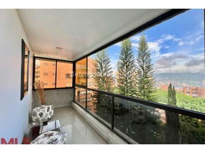 Apartamento de 4 alcobas en venta en Los Balsos N 1, Medellín, 458 m² · foto 4 de 20