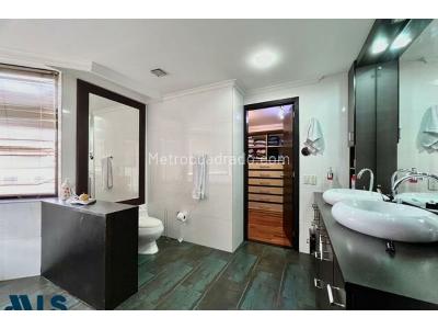Apartamento de 4 alcobas en venta en Los Balsos N 1, Medellín, 458 m² · foto 7 de 20