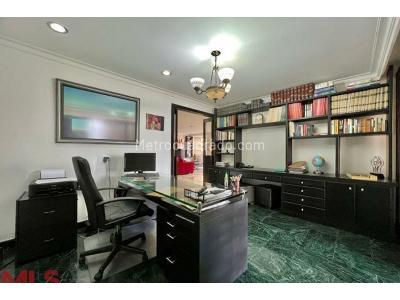 Apartamento de 4 alcobas en venta en Los Balsos N 1, Medellín, 458 m² · foto 8 de 20