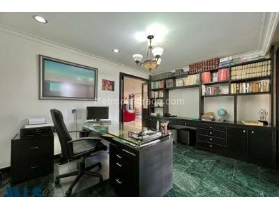 Apartamento de 4 alcobas en venta en Los Balsos N 1, Medellín, 458 m² · foto 9 de 20