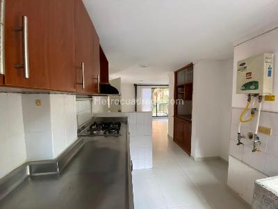 Apartamento en venta en Simon Bolivar, Medellín · foto 3 de 9