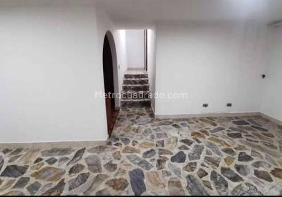 Apartamento de 3 alcobas en venta en Laureles La Almeria, Medellín, 101 m² · foto 2 de 10
