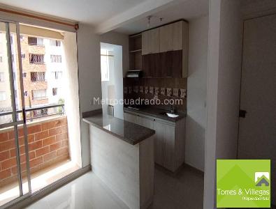 Apartamento de 3 alcobas en venta en Molinares, Bello, 60 m² · foto 2 de 17