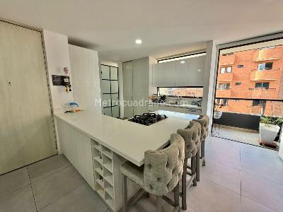 Apartamento en venta en Laureles, Medellín · foto 5 de 18