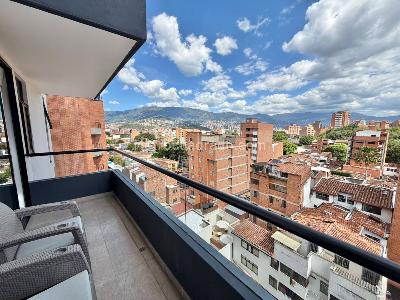 Apartamento en venta en Laureles, Medellín · foto 2 de 18