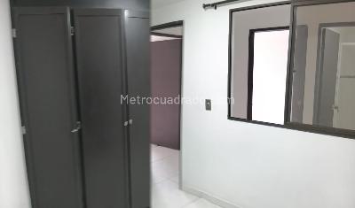 Apartamento de 3 alcobas en venta en Cristobal La America, Medellín, 78 m² · foto 8 de 13
