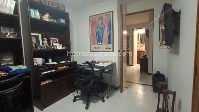 Apartamento de 4 alcobas en venta en La Castellana, Medellín, 85 m² · foto 10 de 20