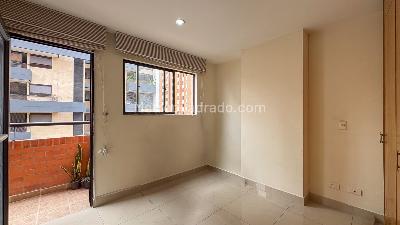 Apartamento de 4 alcobas en venta en Lorena, Medellín, 122 m² · foto 9 de 15