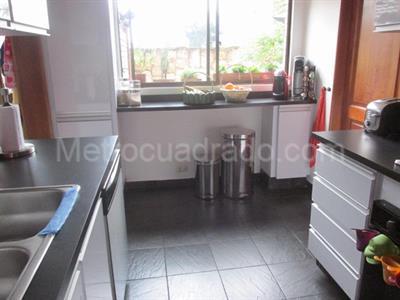 Apartamento de 3 alcobas en venta en Santa Ana Oriental, Bogotá, 198 m² · foto 3 de 13