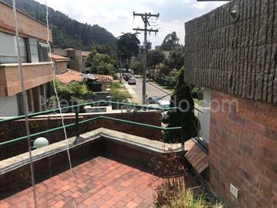 Casa de 4 alcobas en venta en Santa Ana Oriental, Bogotá, 275 m² · foto 9 de 19