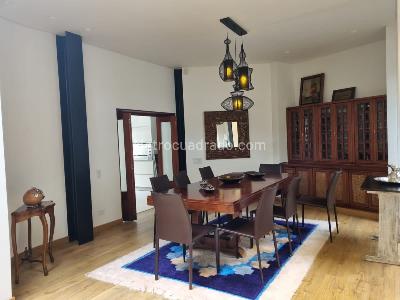 Casa de 5 alcobas en venta en Santa Ana Oriental, Bogotá, 700 m² · foto 2 de 20