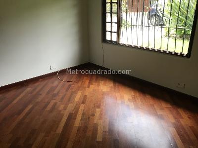 Casa de 4 alcobas en venta en Santa Ana Oriental, Bogotá, 500 m² · foto 4 de 20