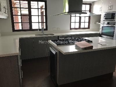 Casa de 4 alcobas en venta en Santa Ana Oriental, Bogotá, 500 m² · foto 5 de 20