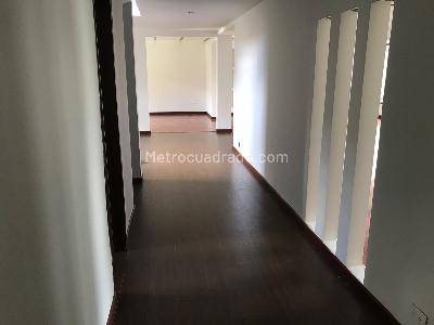 Casa de 4 alcobas en venta en Santa Ana Oriental, Bogotá, 500 m² · foto 6 de 20