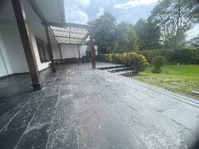 Casa de 5 alcobas en venta en Santa Ana Oriental Usaquen, Bogotá, 850 m² · foto 7 de 17