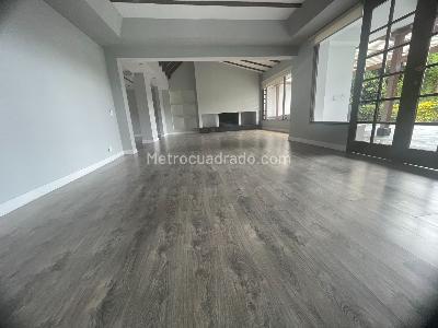 Casa de 5 alcobas en venta en Santa Ana Oriental Usaquen, Bogotá, 850 m² · foto 4 de 17