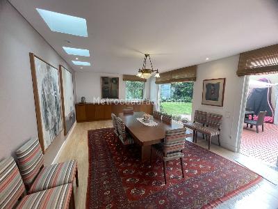 Casa de 5 alcobas en venta en Santa Ana Oriental Usaquen, Bogotá, 850 m² · foto 2 de 19