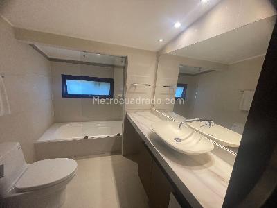 Casa de 4 alcobas en venta en Santa Ana Oriental, Bogotá, 800 m² · foto 4 de 20