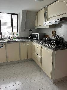 Apartamento en venta en Santa Ana Oriental, Bogotá · foto 8 de 17