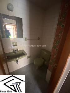 Casa de 3 alcobas en venta en El Batan, Bogotá, 300 m² · foto 12 de 20