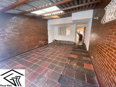 Casa de 3 alcobas en venta en El Batan, Bogotá, 300 m² · foto 20 de 20