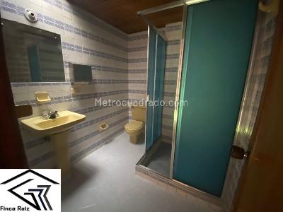Casa de 3 alcobas en venta en El Batan, Bogotá, 300 m² · foto 9 de 20