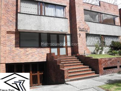 Apartamento de 1 alcoba en venta en Puente Largo, Bogotá, 40 m² · foto 2 de 16