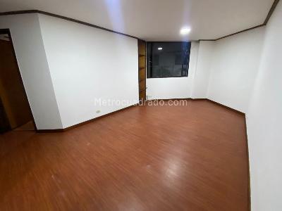 Apartamento de 1 alcoba en venta en Puente Largo, Bogotá, 40 m² · foto 5 de 16