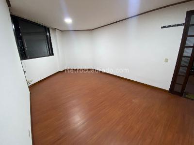 Apartamento de 1 alcoba en venta en Puente Largo, Bogotá, 40 m² · foto 6 de 16