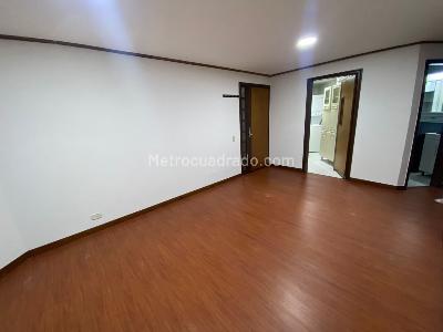 Apartamento de 1 alcoba en venta en Puente Largo, Bogotá, 40 m² · foto 7 de 16