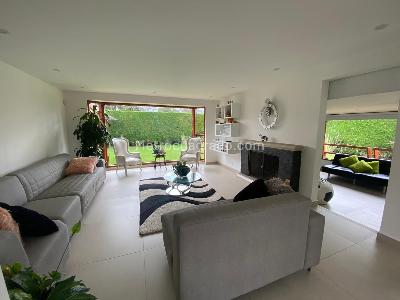 Casa de 4 alcobas en venta en San Jose De Bavaria, Bogotá, 320 m² · foto 3 de 20