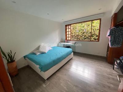 Casa de 4 alcobas en venta en San Jose De Bavaria, Bogotá, 320 m² · foto 9 de 20