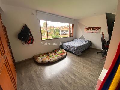 Casa de 4 alcobas en venta en San Jose De Bavaria, Bogotá, 320 m² · foto 11 de 20
