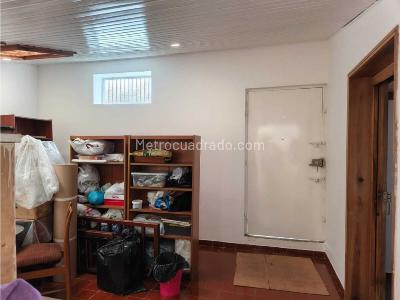 Casa de 5 alcobas en venta en Norte, Bogotá, 207 m² · foto 15 de 20