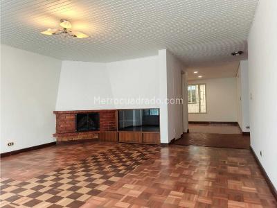 Casa de 5 alcobas en venta en Norte, Bogotá, 207 m² · foto 8 de 20