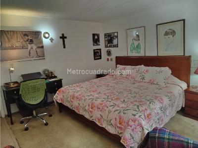 Casa de 5 alcobas en venta en Norte, Bogotá, 537 m² · foto 13 de 20