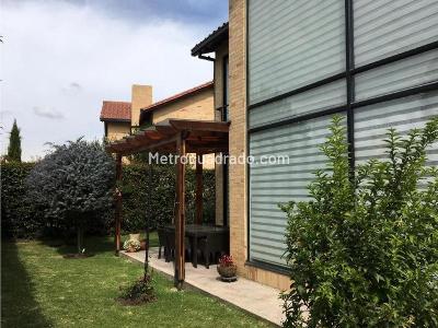Casa de 3 alcobas en venta en Norte, Cajicá, 230 m² · foto 2 de 11