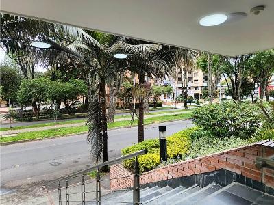 Apartamento de 1 alcoba en venta en Chico Norte, Bogotá, 41 m² · foto 11 de 14