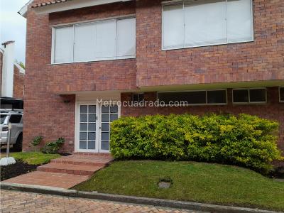 Casa de 3 alcobas en venta en Norte, Bogotá, 270 m² · foto 14 de 14