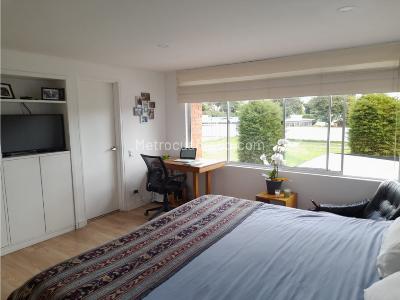 Casa de 3 alcobas en venta en Norte, Bogotá, 270 m² · foto 8 de 14